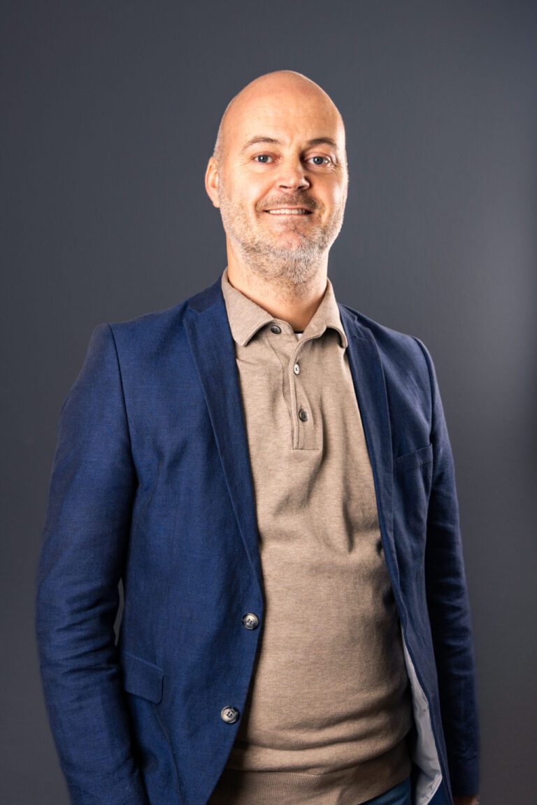 Assistent makelaar Wonen & Bedrijven Mart Friesen