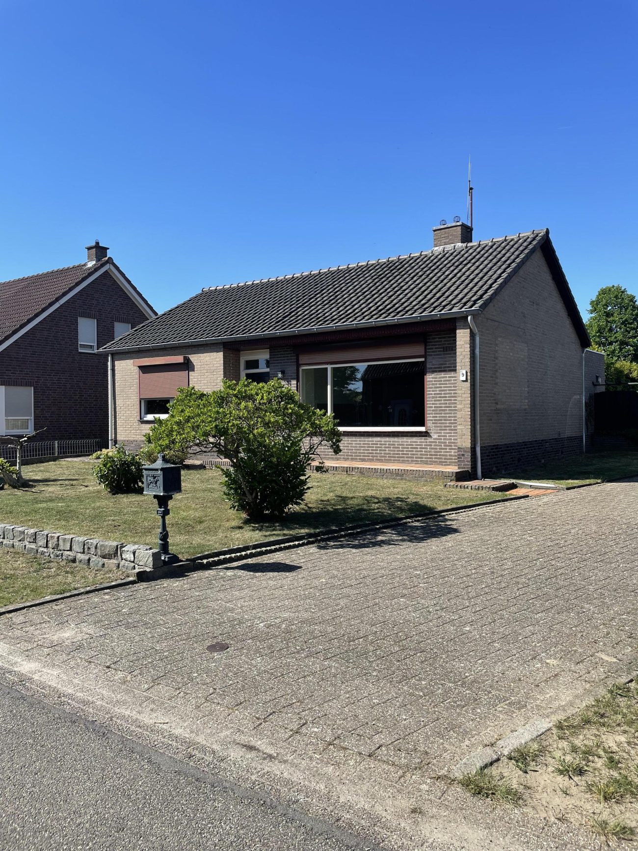 Broekhuizerweg 9