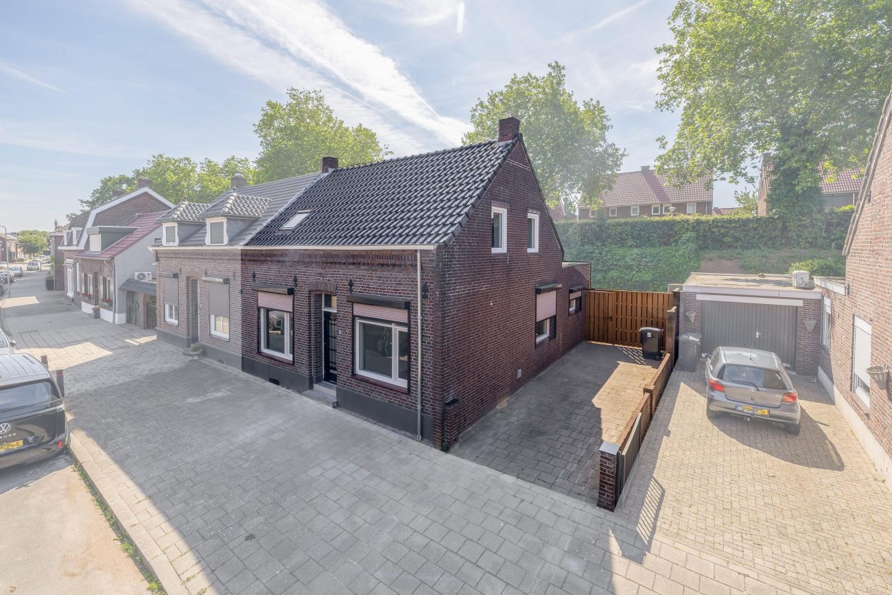 Maasstraat 21