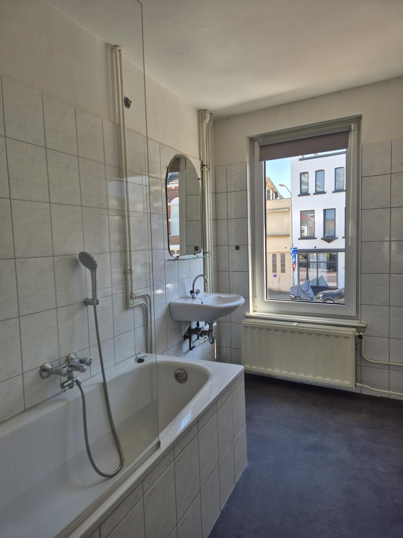 Tussenwoning te huur: Roermondsestraat 64, Venlo