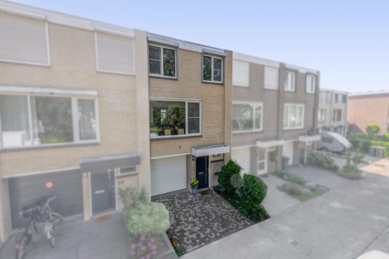 Gebroeders Wienerstraat 38