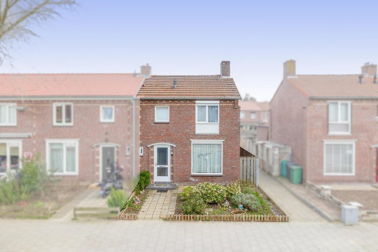 van Wevelickhovenstraat 64